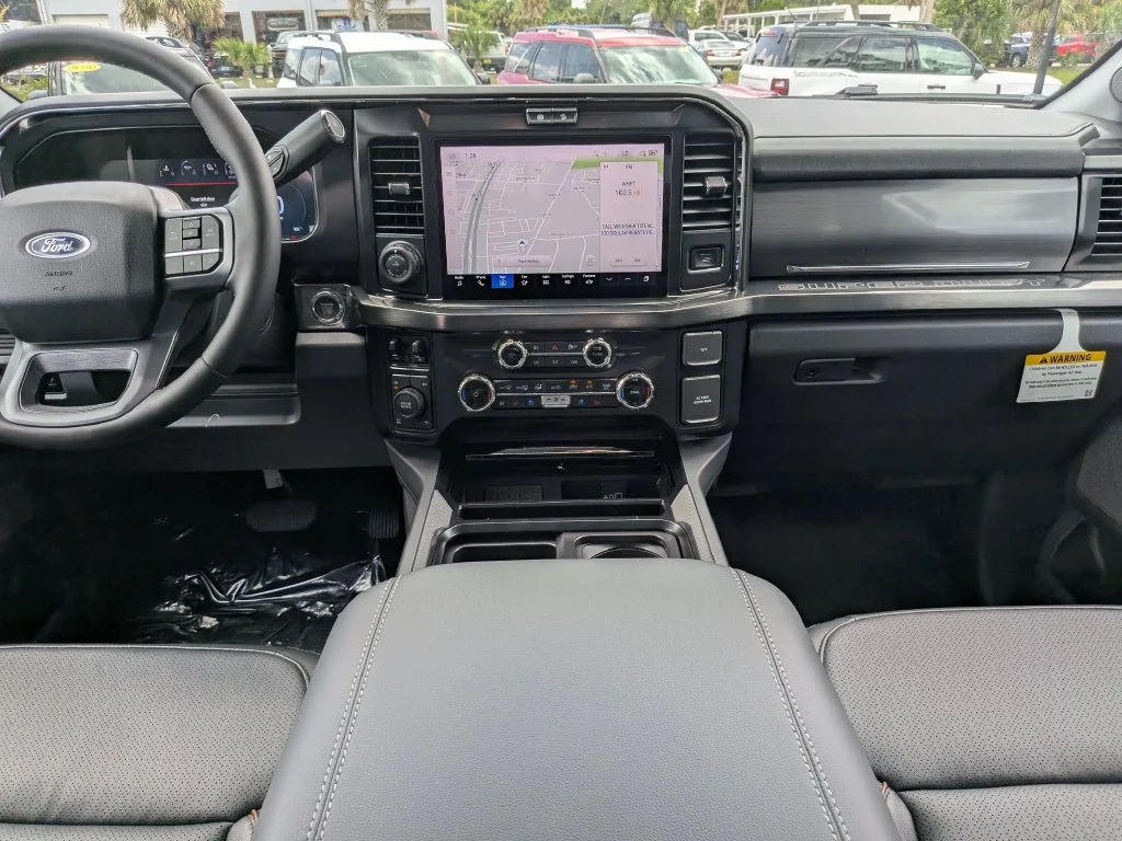 New 2026 Glacier Gray Metallic Tri-Coat Ford F-250® Lariat® image 15