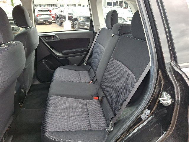 Used 2015 Black Subaru 2.5i image 10