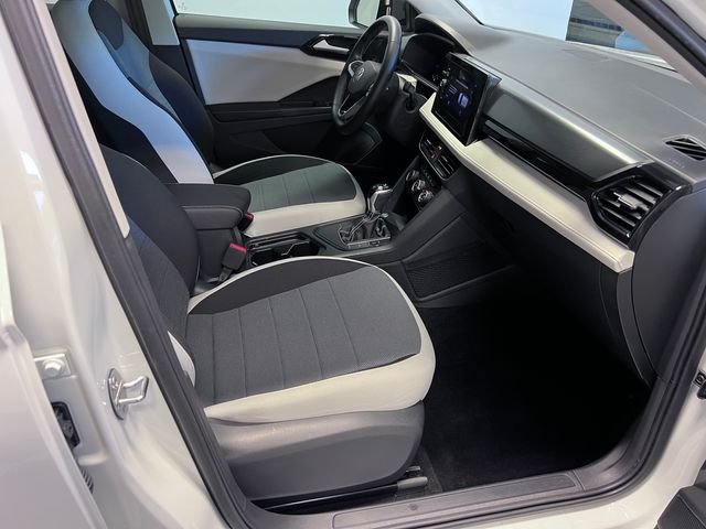 Certified Used 2025 White Volkswagen 1.5T S image 10