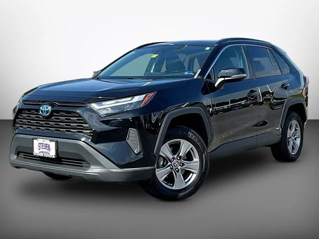 Used 2023 Black Toyota XLE image 3