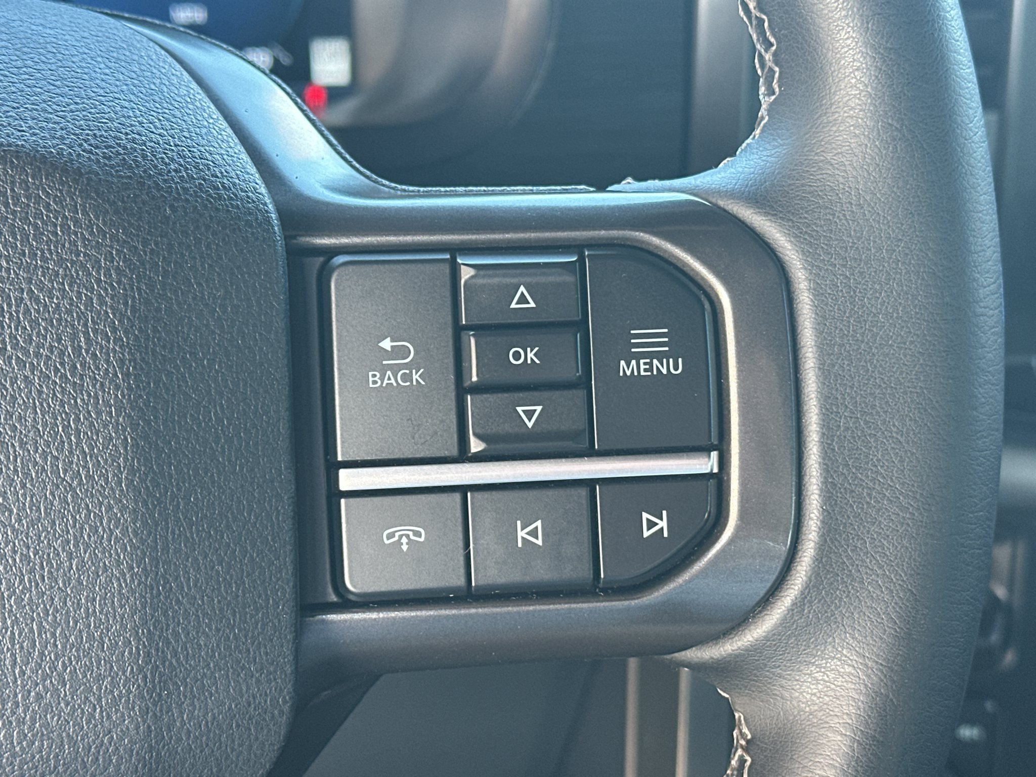 Used 2024 AVALANCHE Ford XLT image 21