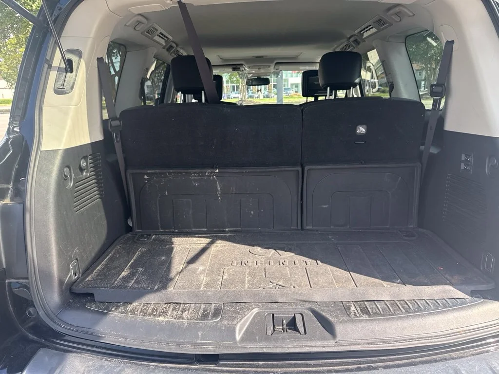 Used 2019 Black Obsidian INFINITI LUXE image 11