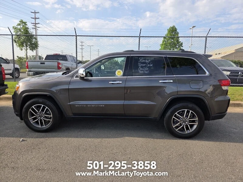 Used 2020 Crystal Metallic JEEP LIMITED image 5