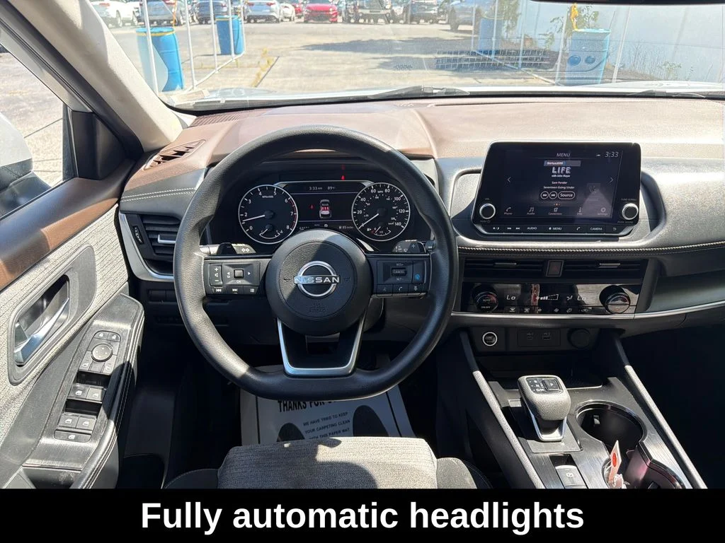 Used 2023 Silver Nissan SV image 17