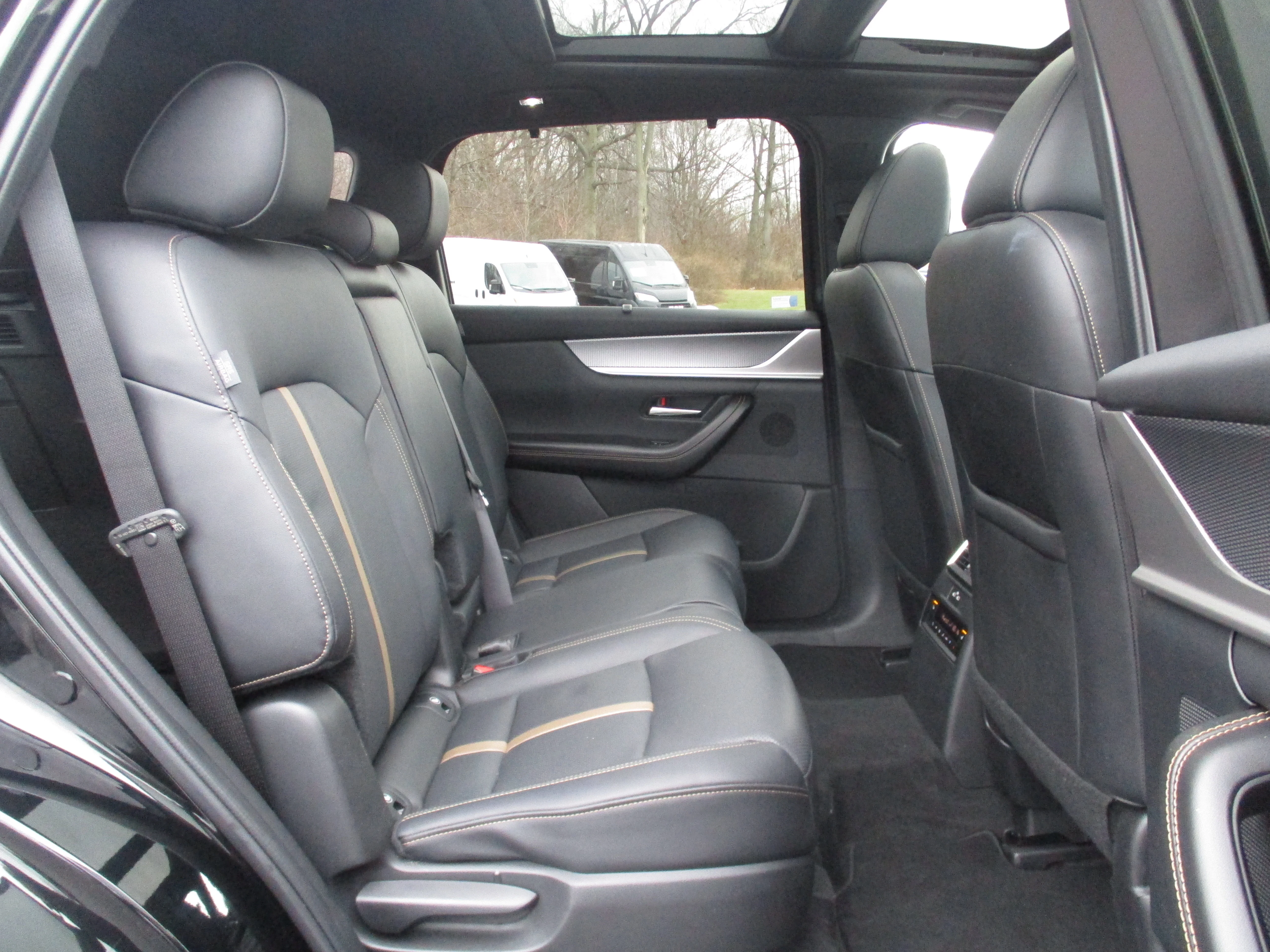 Used 2025 Jet Black Mica Mazda Premium Plus Package image 30