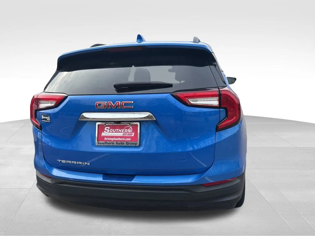 Used 2024 Blue GMC SLE image 23