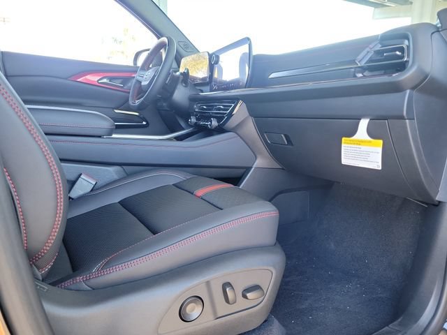 2026 Chevrolet Traverse LT - Photo 17