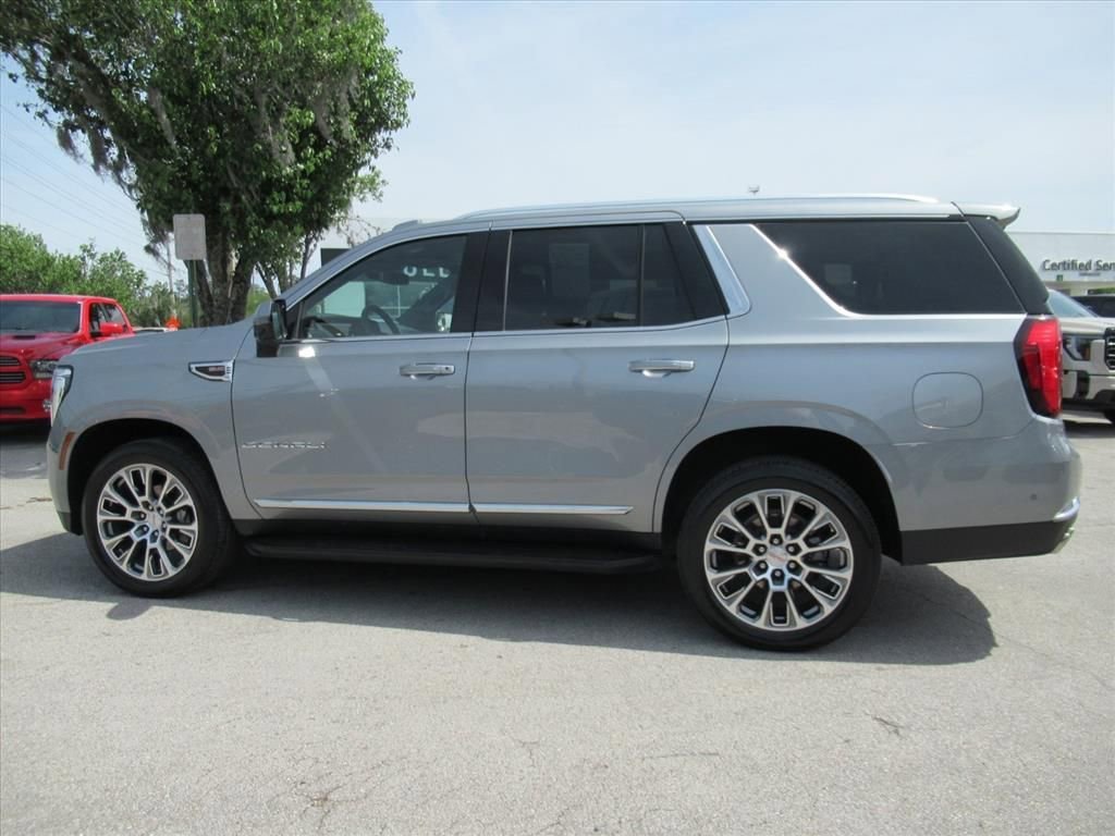 Used 2025 Sterling Metallic GMC Denali image 4