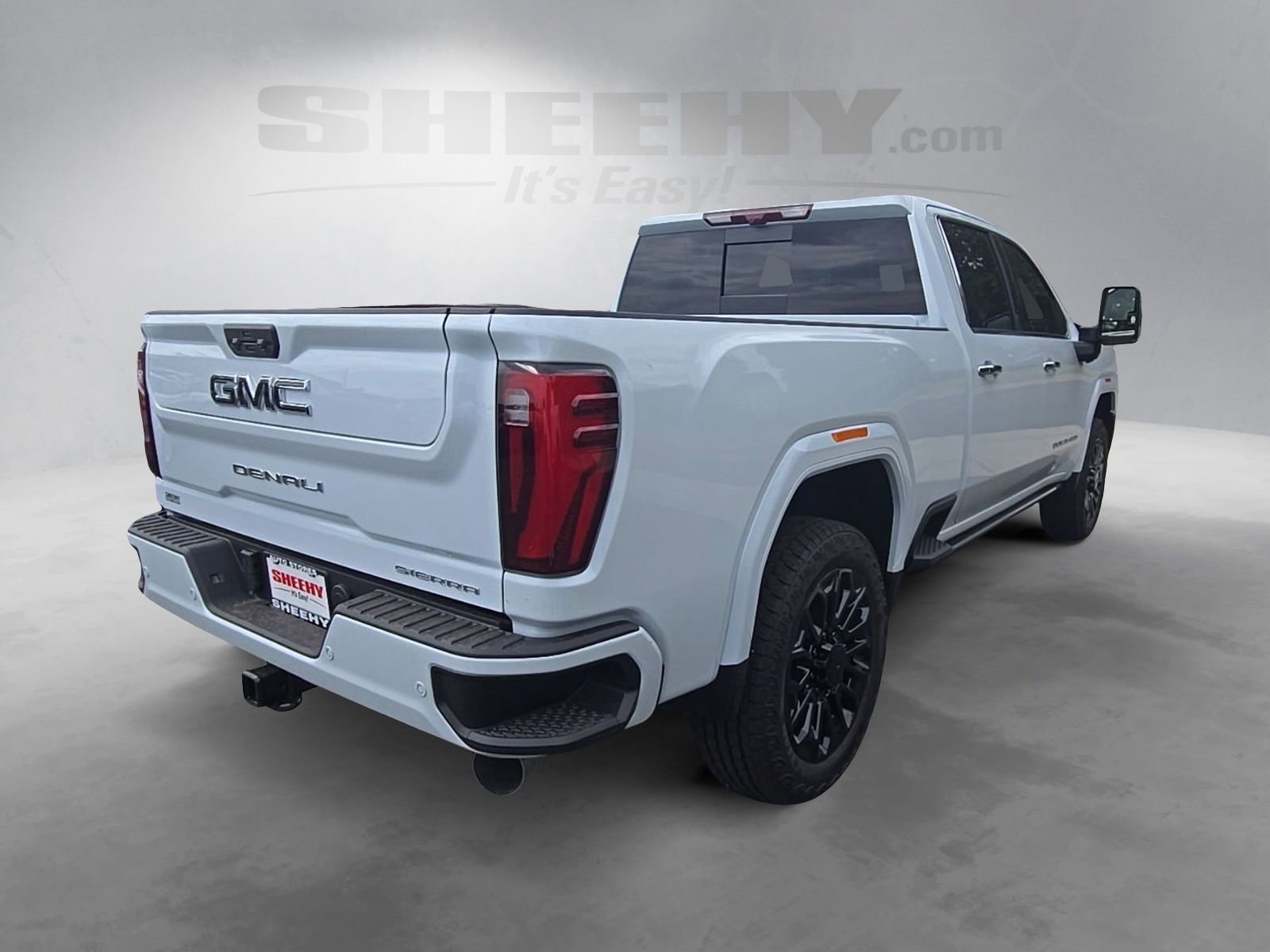 New 2026 Glacier White Tricoat GMC Denali Ultimate image 7