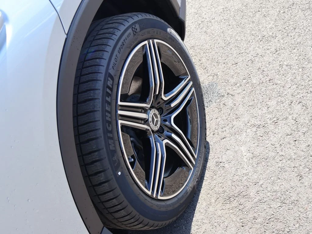 New 2026 Cirrus Silver Metallic Mercedes-Benz GLC 300 image 39