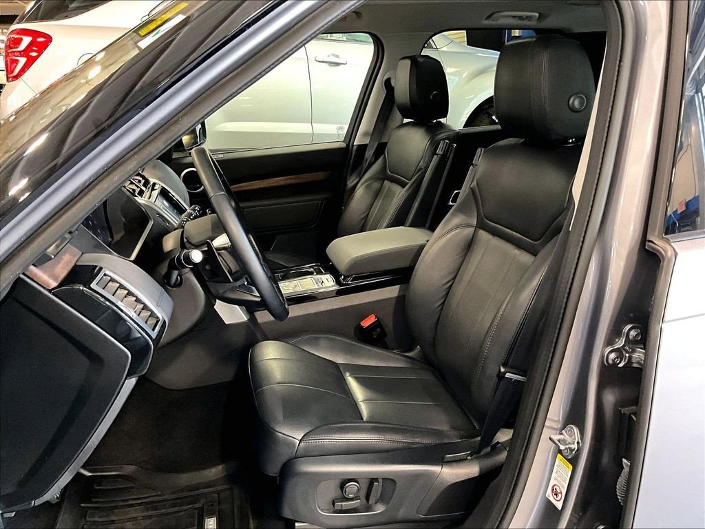Used 2020 Gray Land Rover HSE image 10