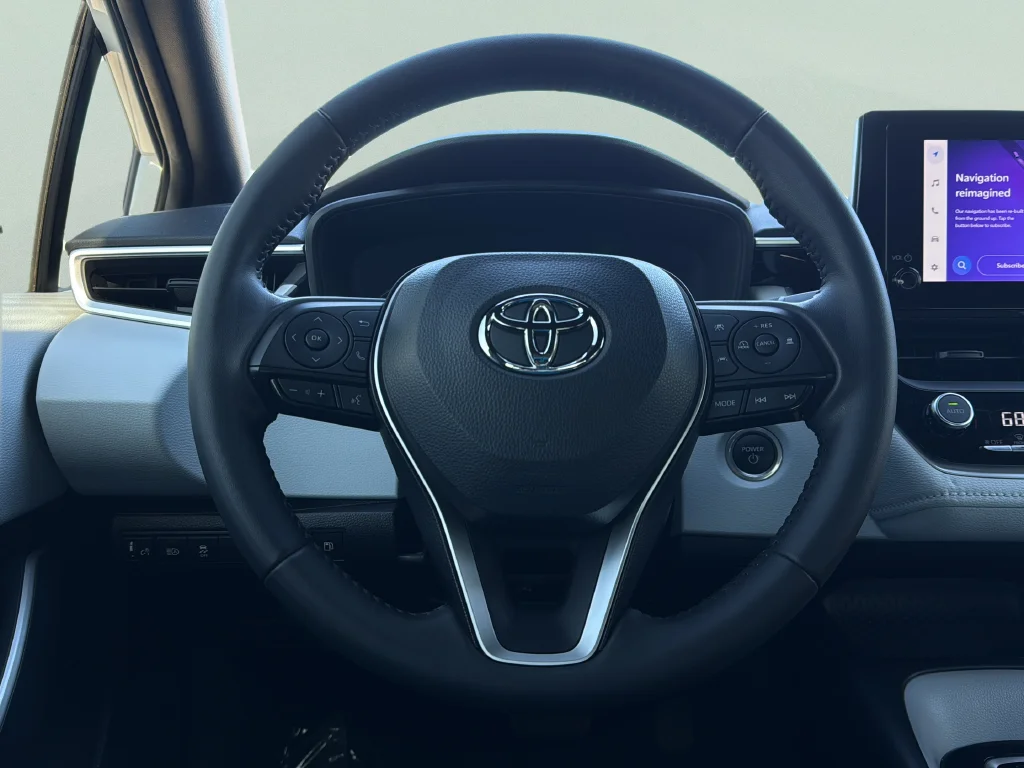 Used 2023 Ice Toyota SE image 31
