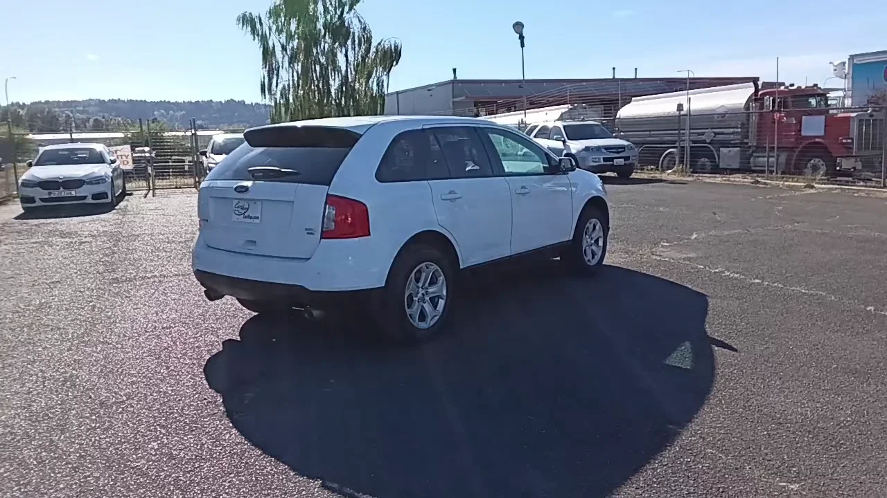 Used 2014 White Ford SEL image 16