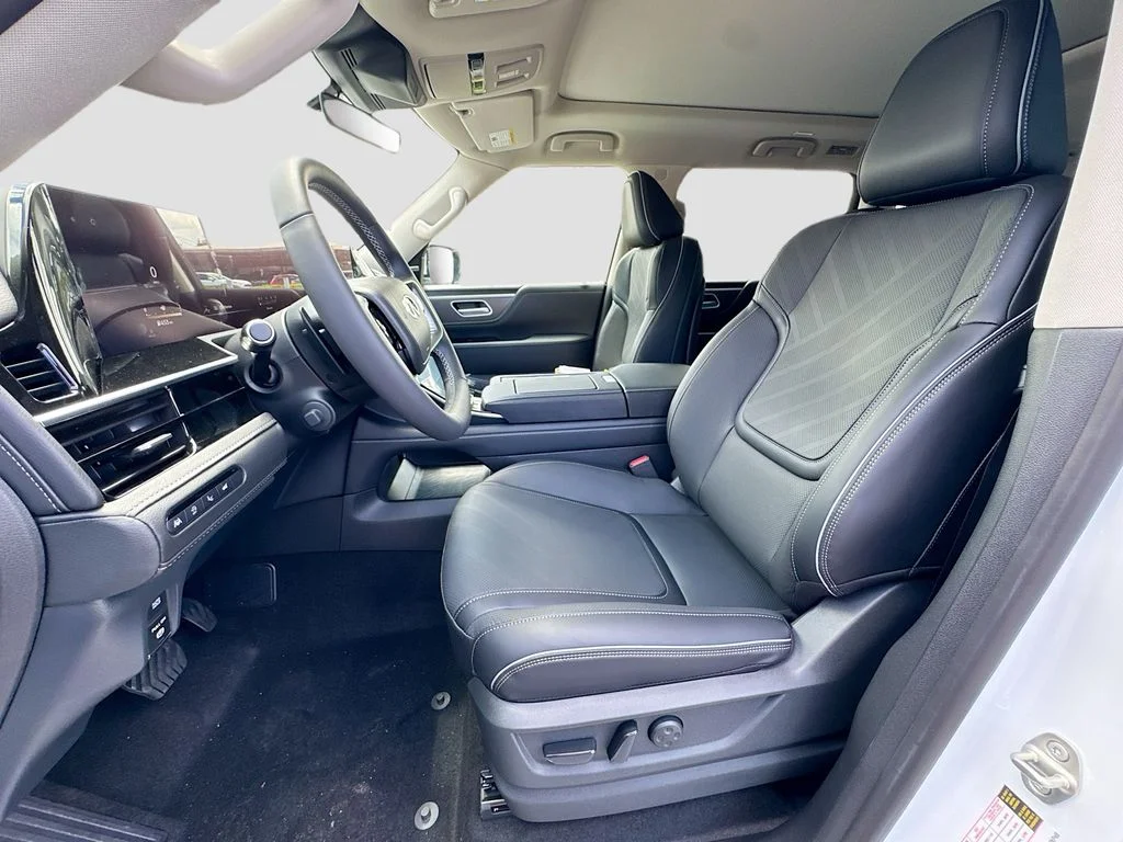 New 2026 RADIANT WHITE INFINITI Luxe 2WD image 22