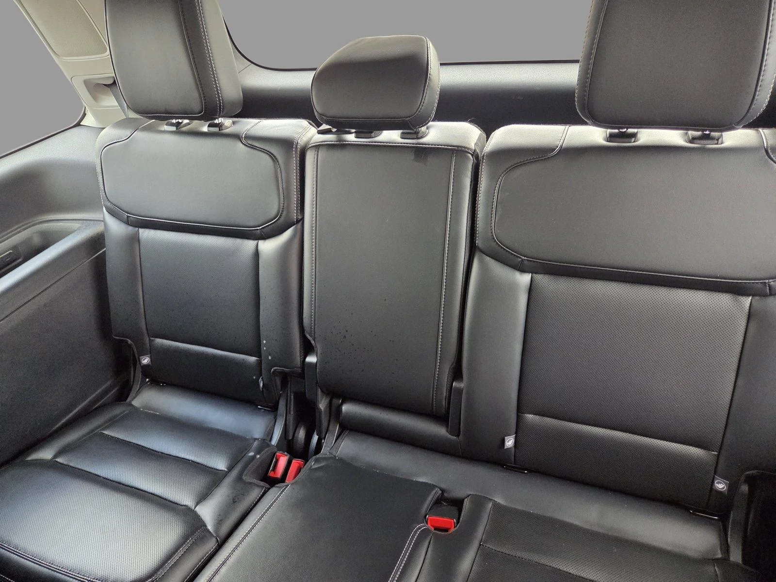 Used 2025 Stone Blue Ford Platinum image 21