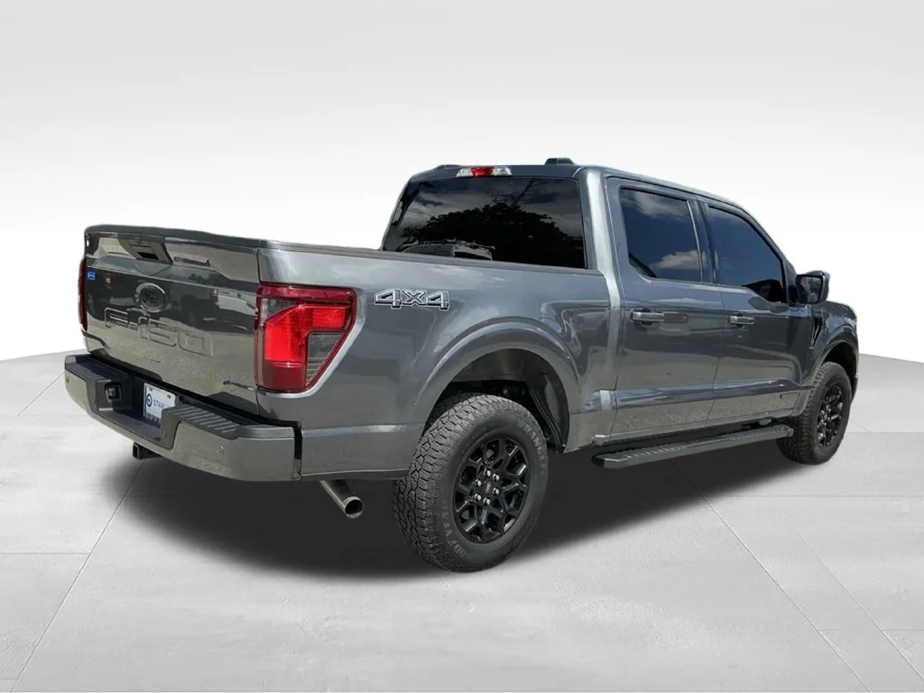 Used 2026 Gray Ford XLT image 6