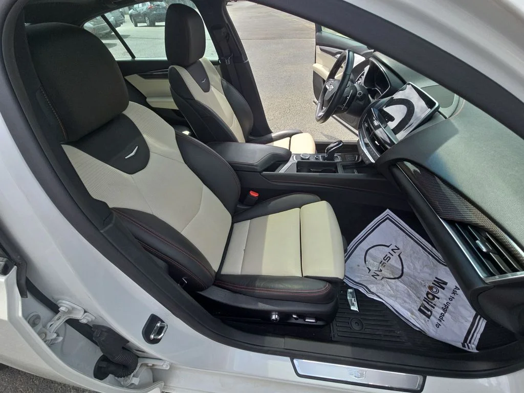 Used 2022 White Cadillac Sport image 30
