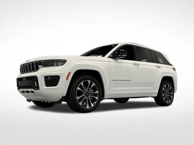 Used 2023 White Jeep Overland image 4