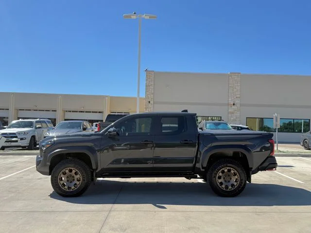 Certified Used 2026 UNDERGROUND Toyota Trailhunter image 8