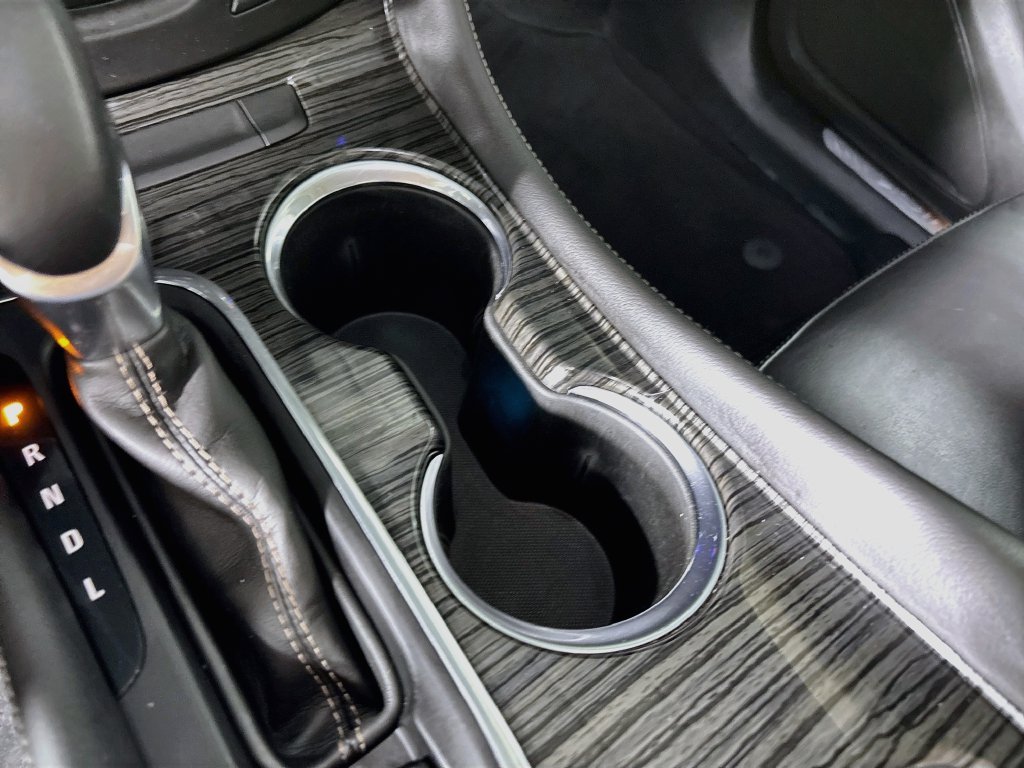 Used 2018 Silver Buick Essence image 15