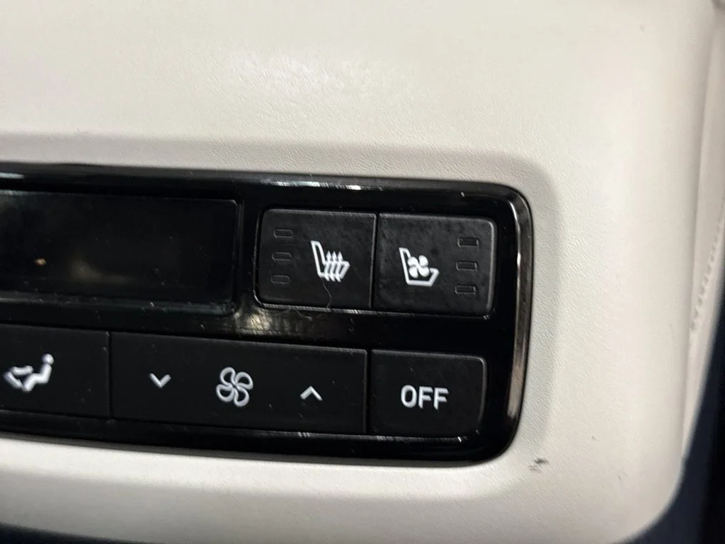 Used 2024 White Hyundai Limited image 33