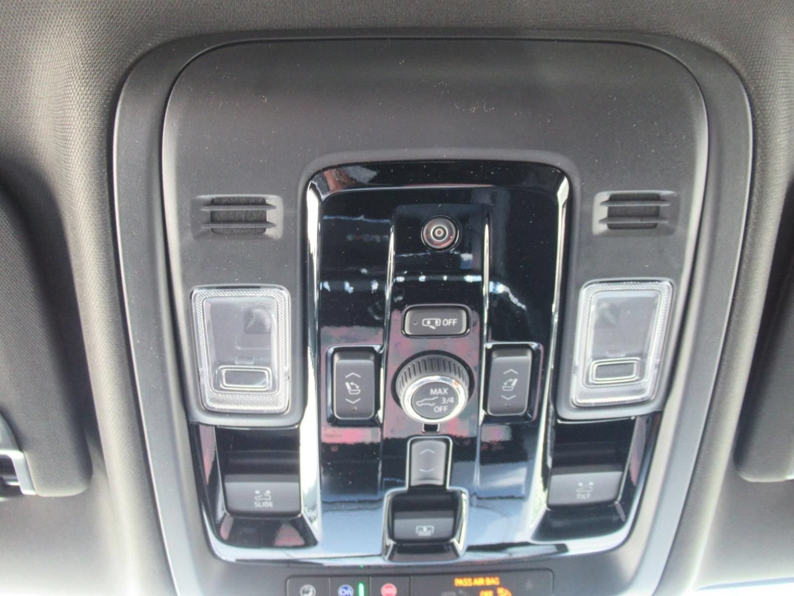2026 GMC Yukon Denali - Photo 30