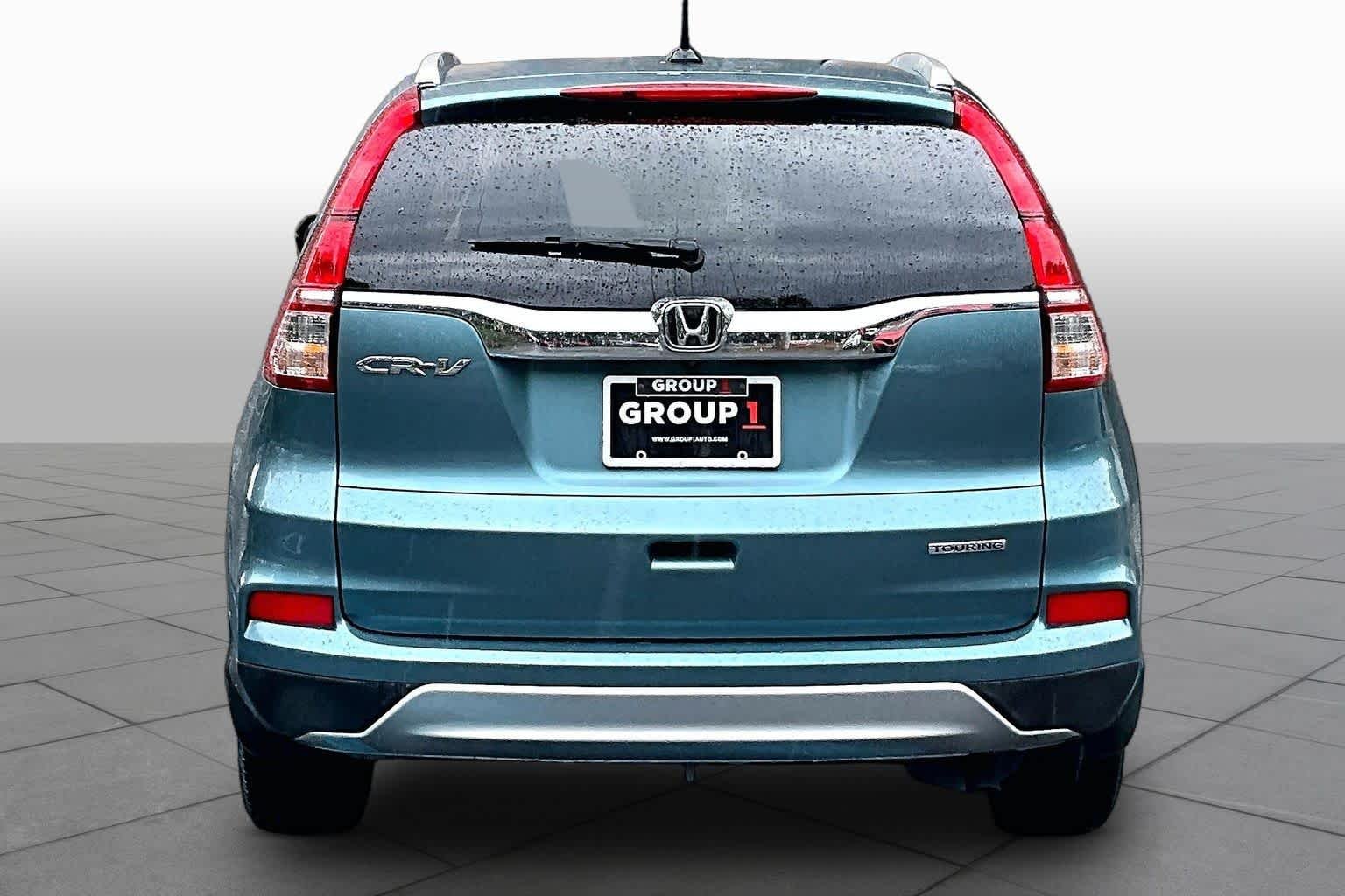 Used 2016 Mountain Air Metallic Honda Touring image 6