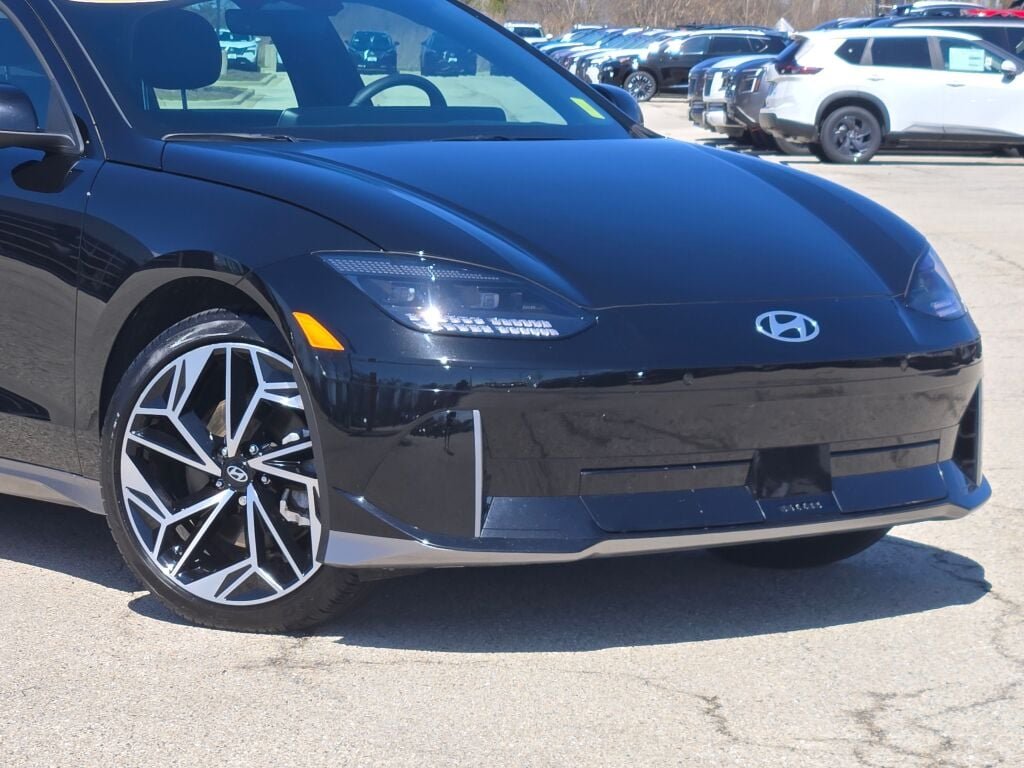 Used 2024 Hyundai IONIQ 6 SEL with VIN KMHM34AC0RA058931 for sale in Lindenhurst, IL