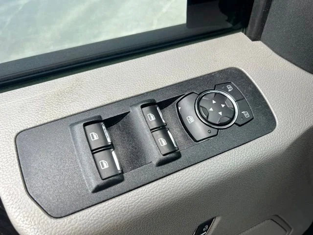 Used 2020 Black Ford XL image 16