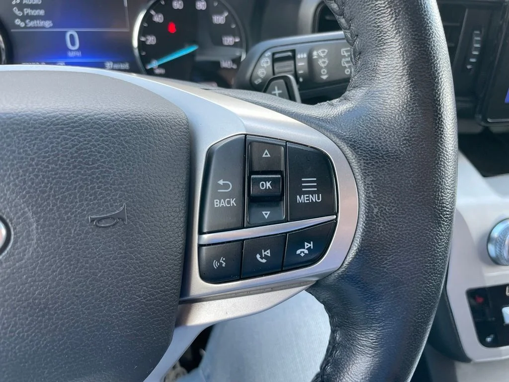 Used 2020 Silver Metallic Ford XLT image 21
