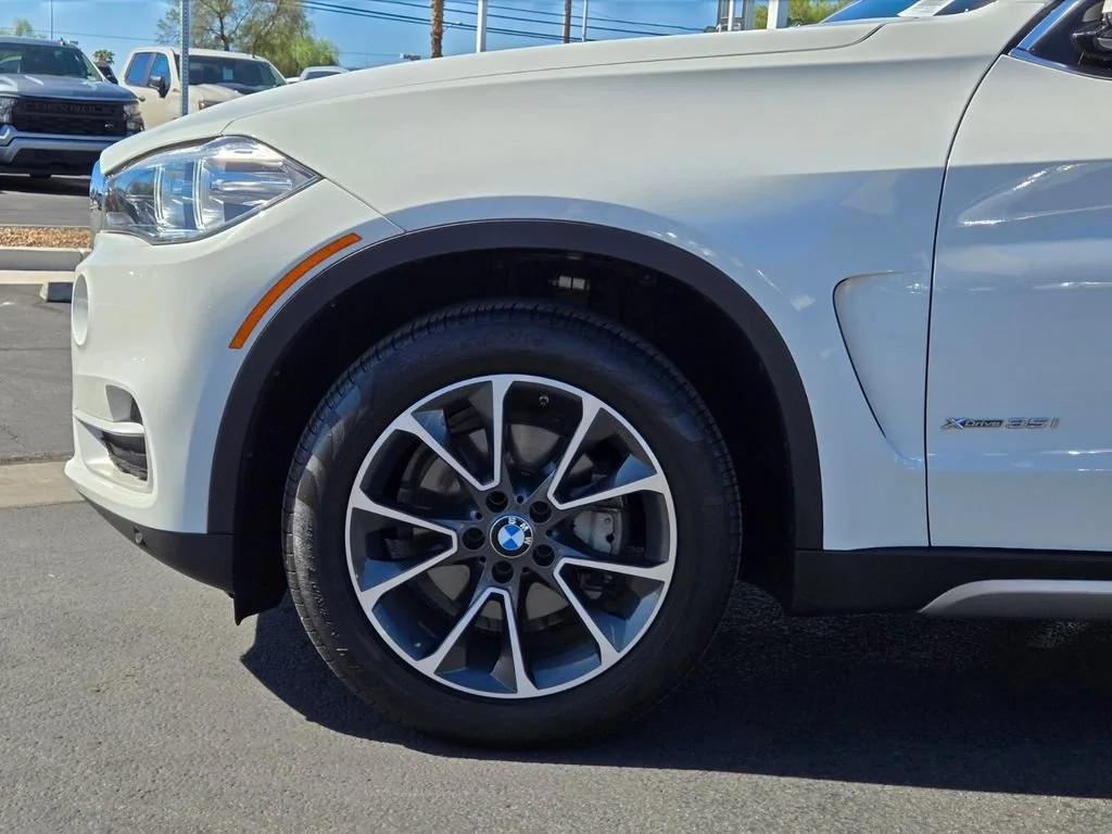 Used 2018 Alpine White BMW xDrive35i image 9