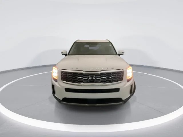 Used 2021 White Kia EX image 7