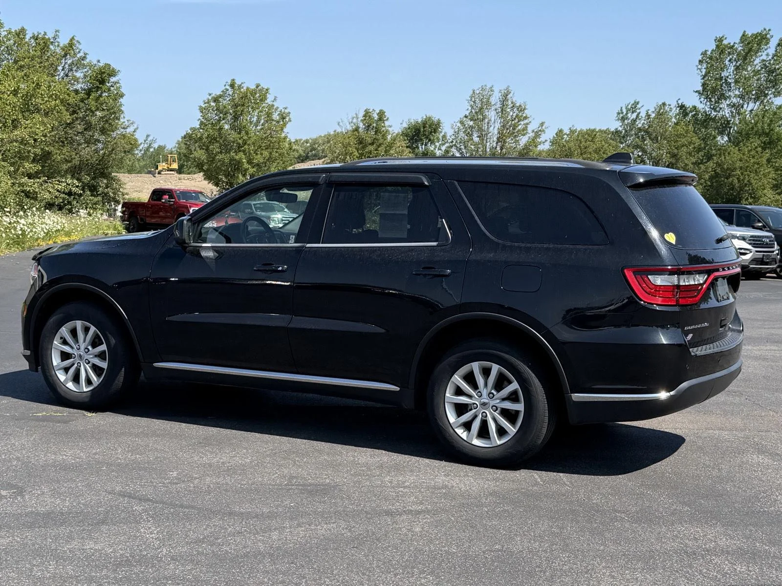 Used 2020 DB Black Clearcoat Dodge SXT Plus image 6