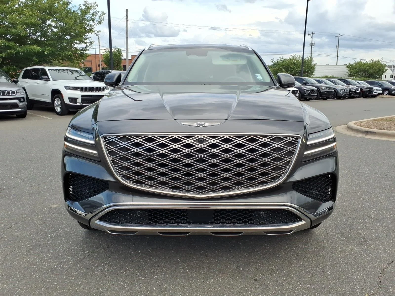 Used 2025 Makalu Gray Genesis 3.5T Prestige image 14
