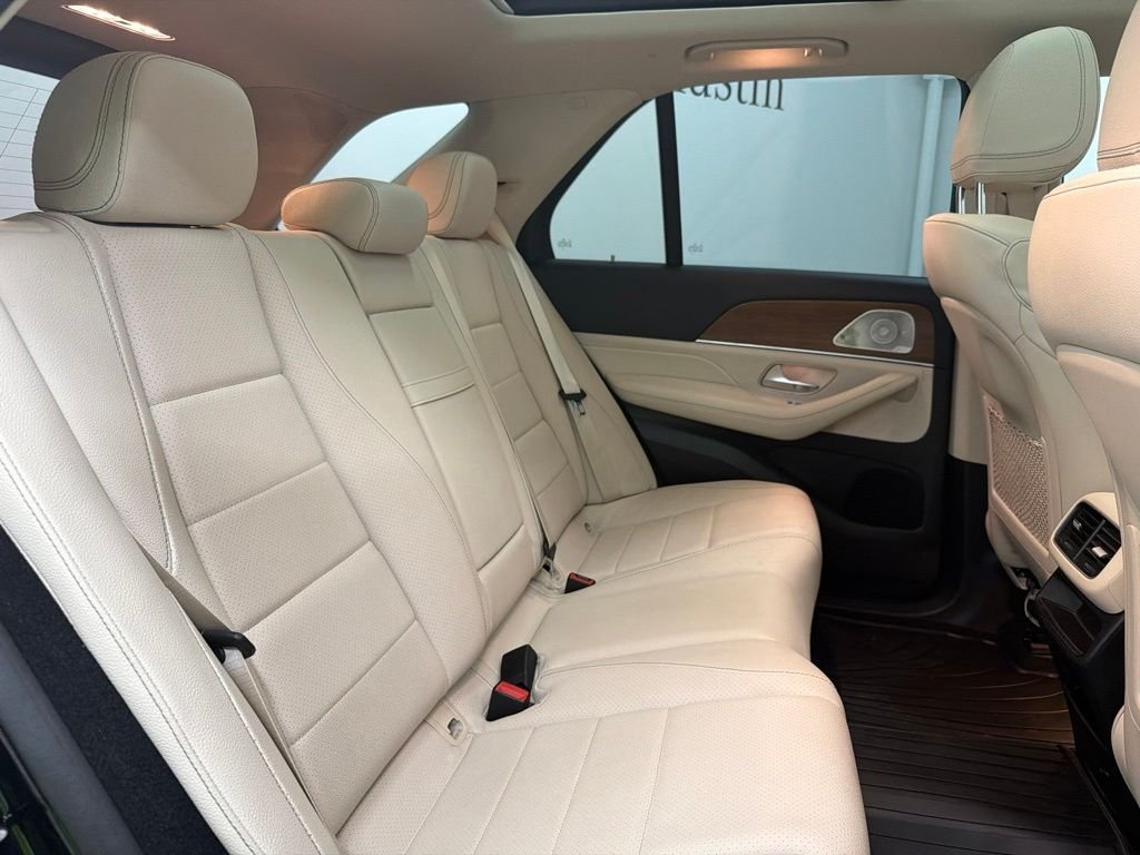 Certified Used 2022 Black Mercedes-Benz GLE 350 image 29