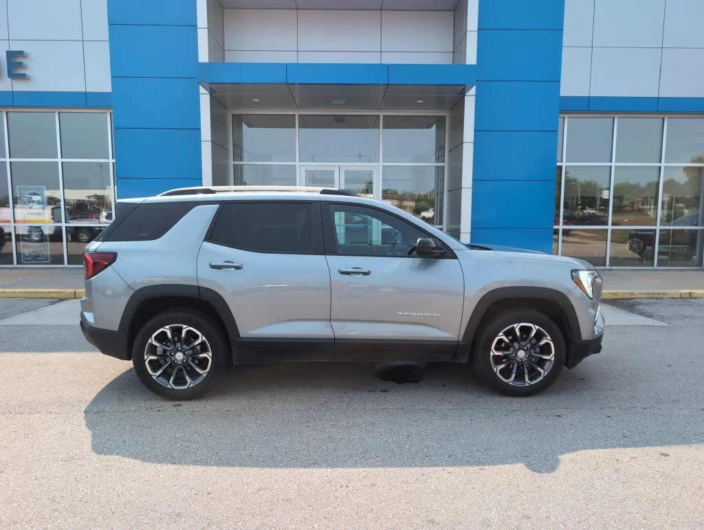 2025 GMC Terrain
