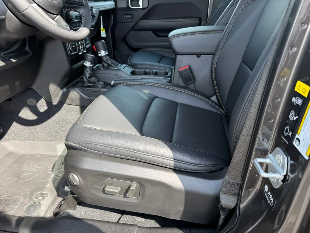 New 2026 Gray Jeep Sahara image 15