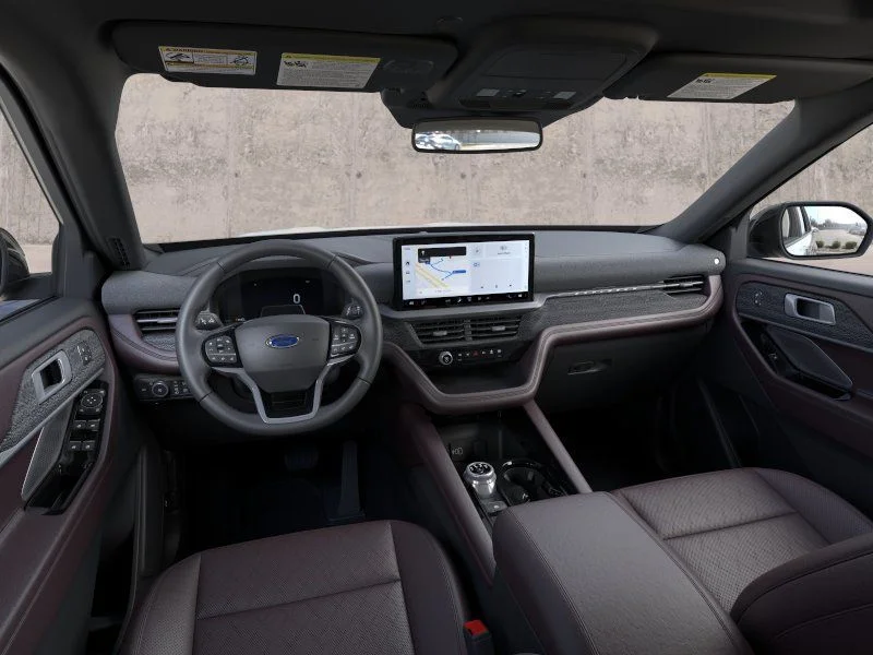 New 2026 Star White Metallic Tri-Coat Ford Platinum™ image 32