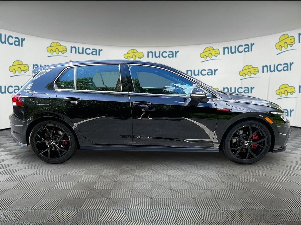 Used 2024 Black Volkswagen SE image 9