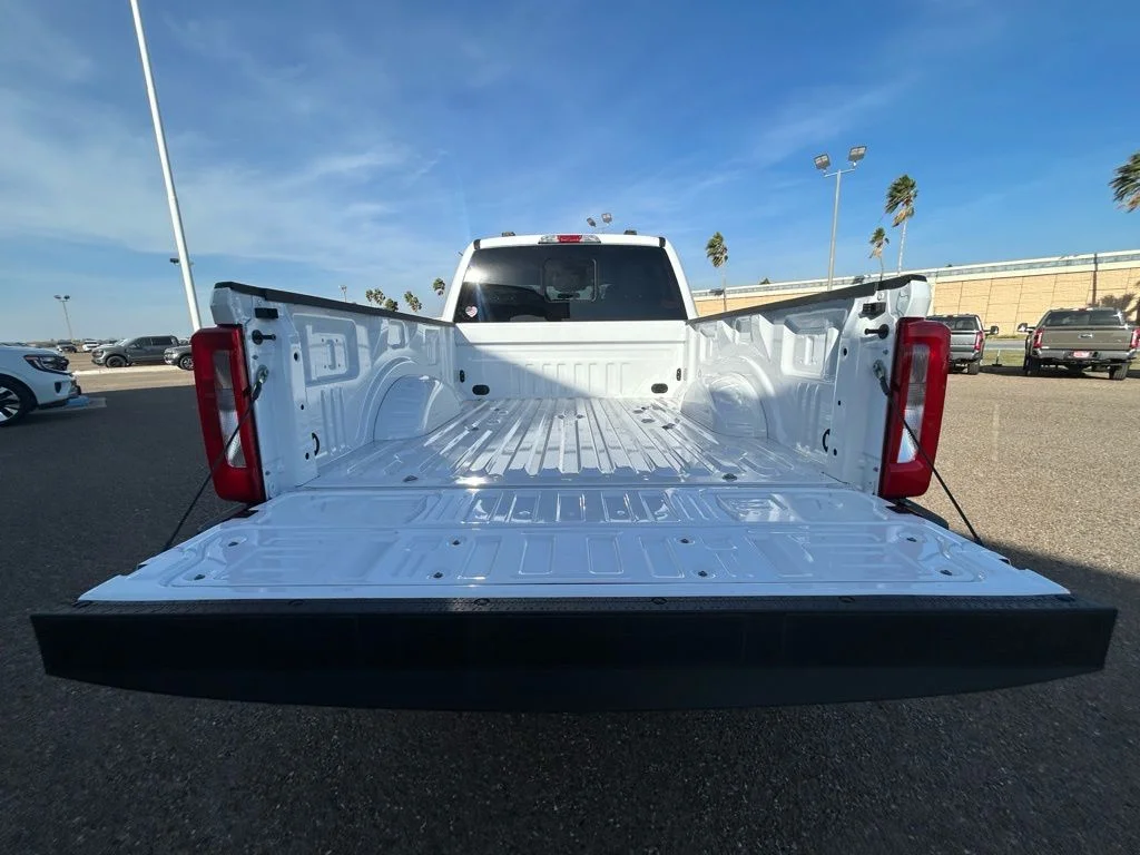 New 2026 Oxford White Ford F-250® XL image 24