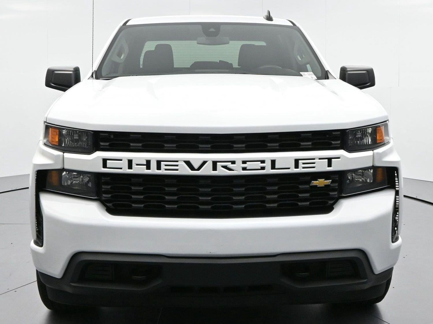 Used 2022 Summit White Chevrolet Custom image 2