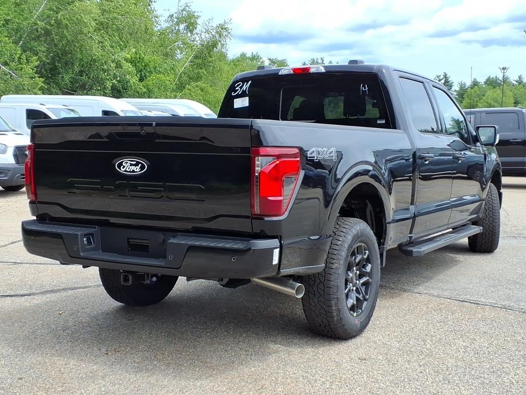 New 2026 Agate Black Metallic Ford XLT image 5