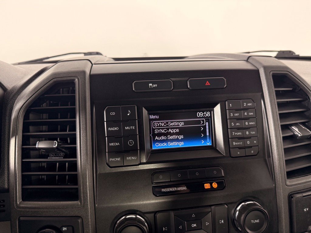 Used 2018 Ingot Silver Ford XL image 33