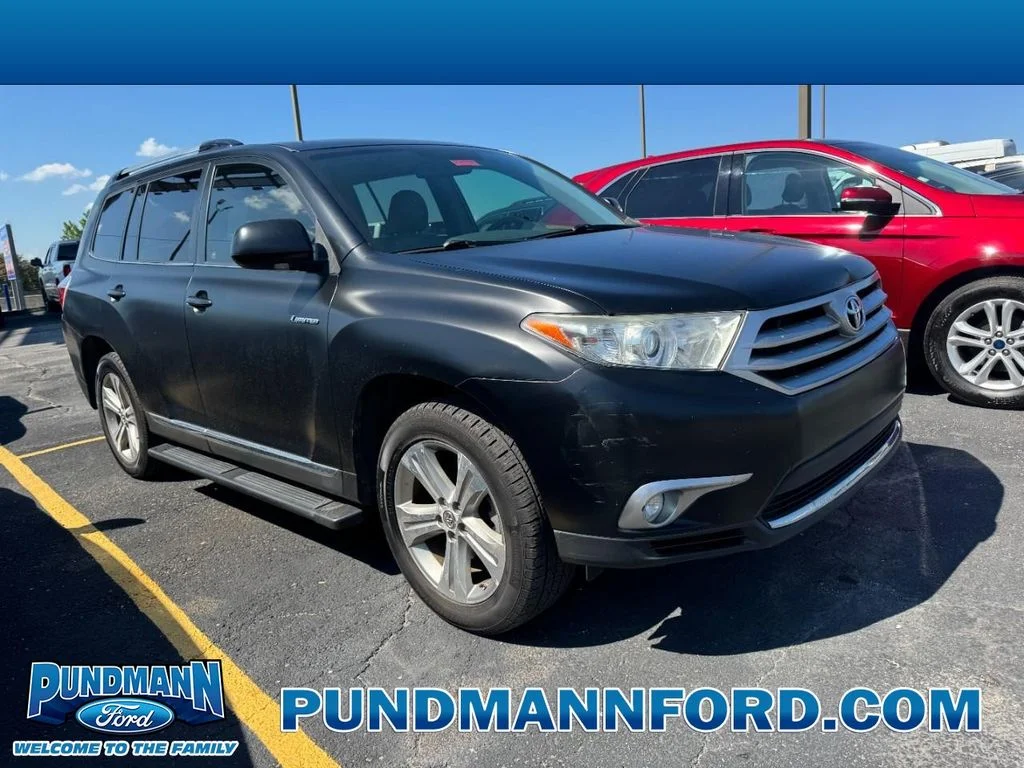 Used 2013 Magnetic Gray Metallic Toyota Limited image 1