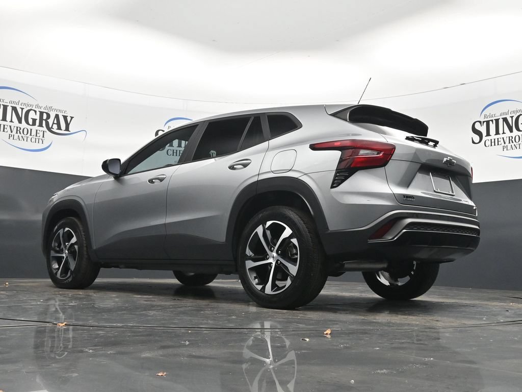 2025 Chevrolet Trax RS - Photo 30