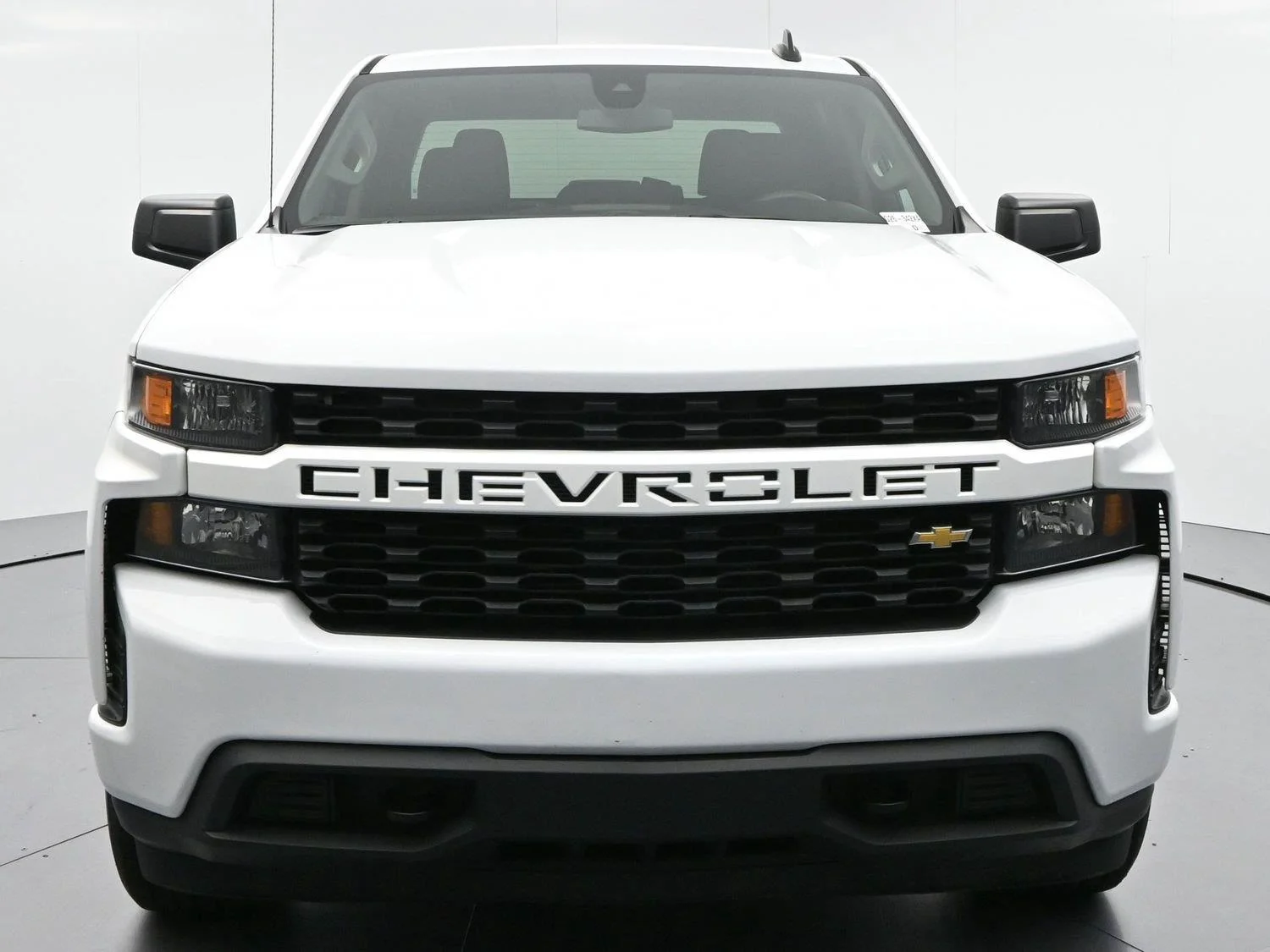 Used 2022 Summit White Chevrolet Custom image 2