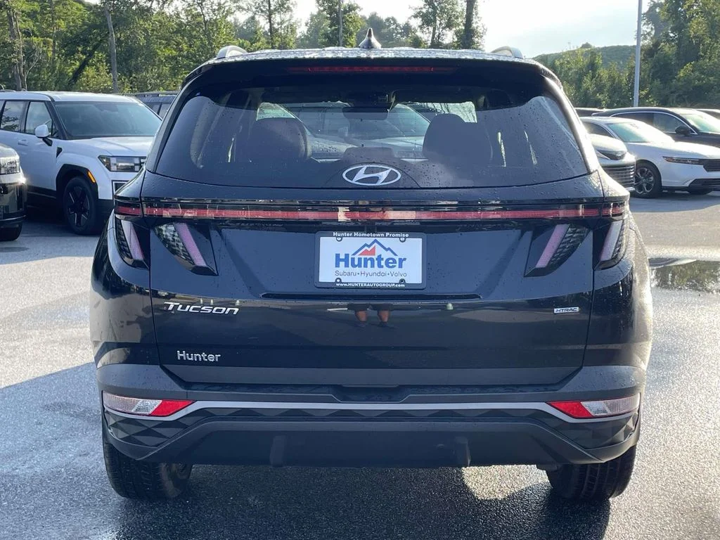 Used 2023 Phantom Black Hyundai SEL image 29