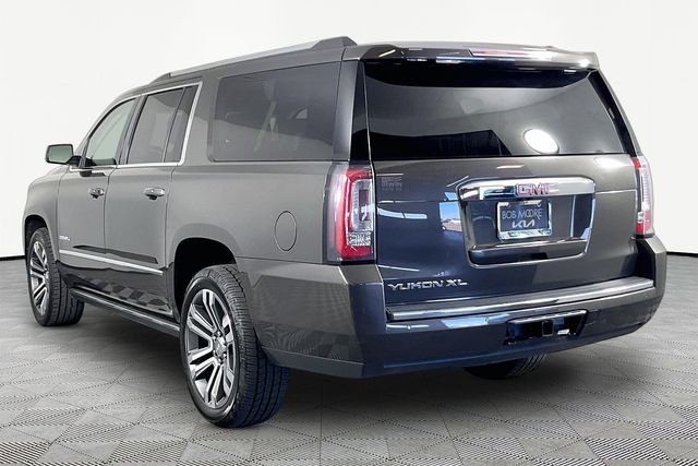 Used 2019 Gray GMC Denali image 4