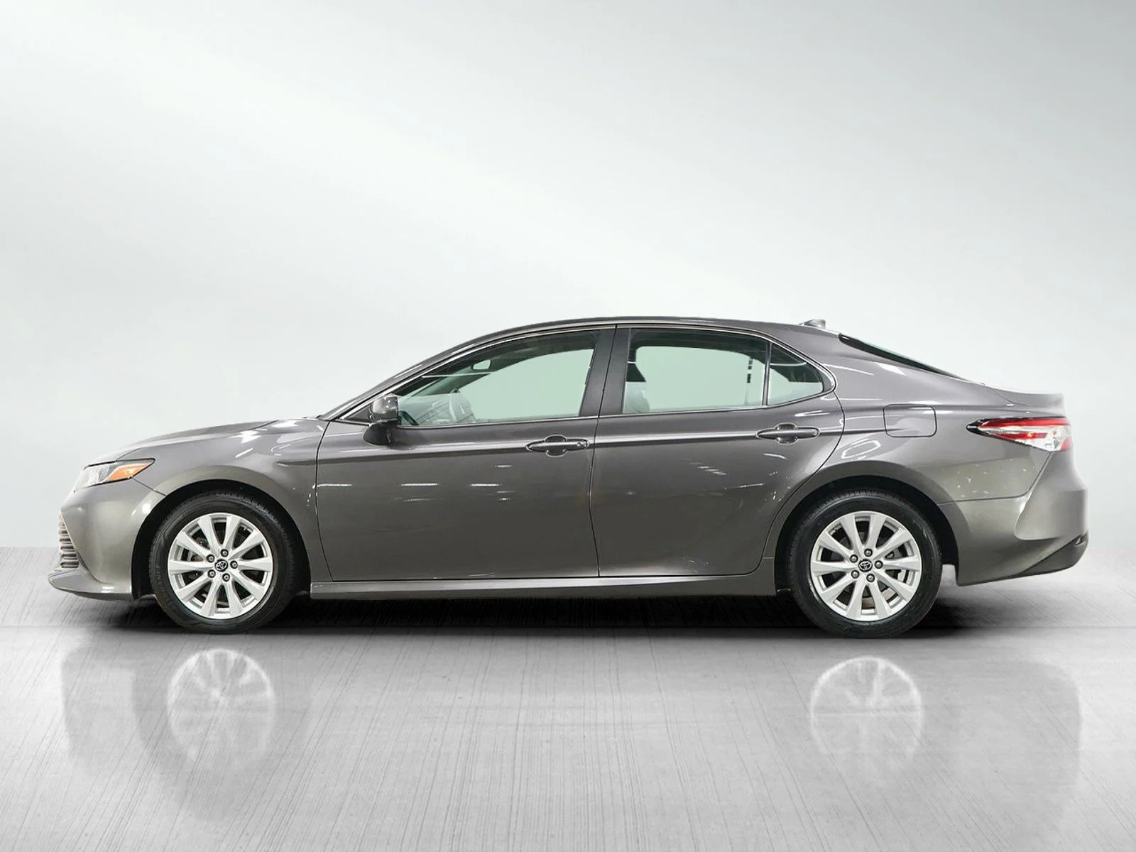 Used 2019 Toyota Camry LE with VIN 4T1B11HK4KU241438 for sale in Burnsville, Minnesota