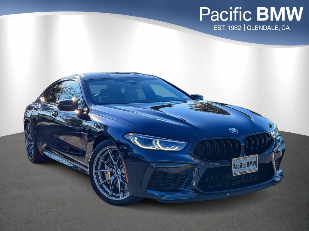2025 BMW M8